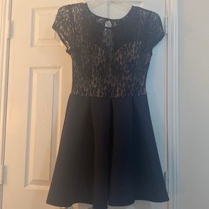B. Darlin Size 13/14 Mini Cocktail dress with navy lace bodice and keyhole back